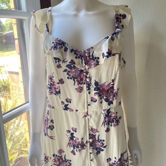 Xhilaration ruffle floral maxi dress - Picture 5 of 12